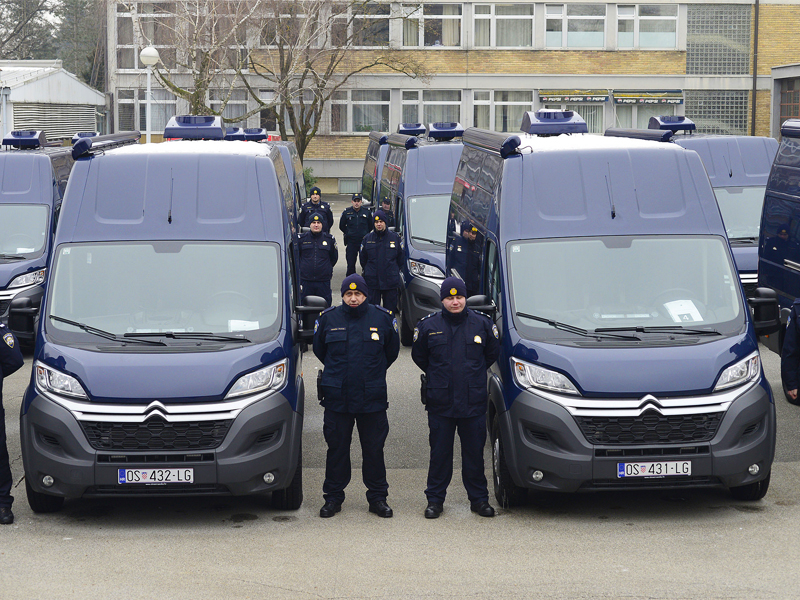 Slika /slike/Schengen bus/schengen bus_naslovna.jpg